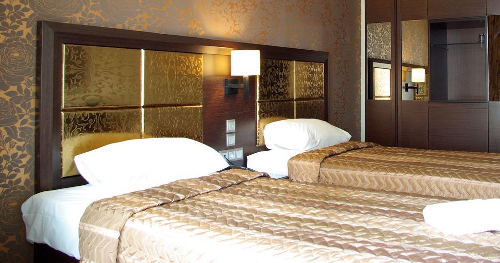 Dion Hotel Paralia Katerinis Bagian luar foto